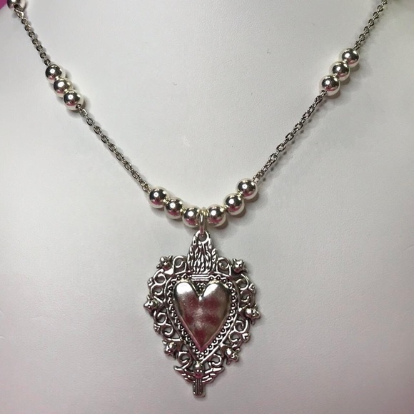 NWT Sacred Saint Heart Necklace Silver necklace handmade - Picture 7 of 8